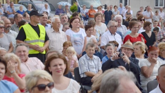 Żelechów: Ratusz i rynek otwarte [wideo]