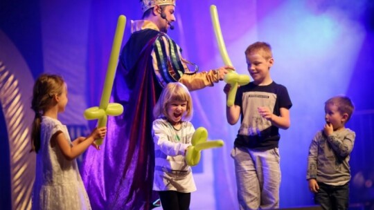 Maluchy na scenie mile widziane ? spektakl dla dzieci Maluchy na scenie mile widziane ? spektakl dla dzieci
