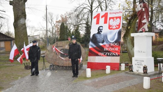 W Borowiu odsłonięto Pomnik Niepodległości