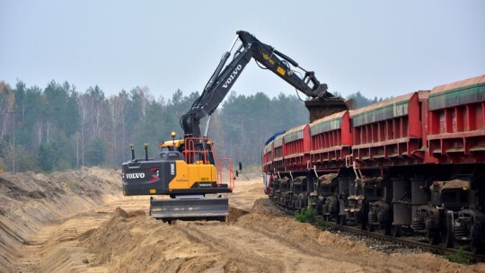 Zobacz jak remontują kolejową "siódemkę"