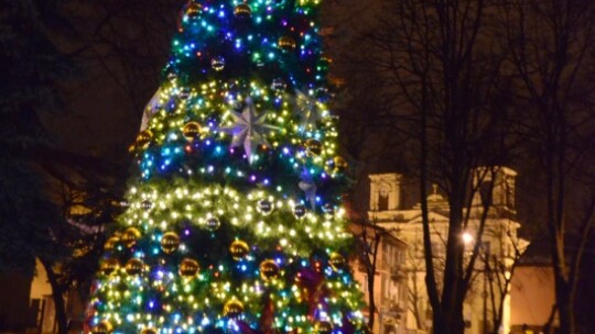 Świąteczne iluminacje przy nowych ulicach