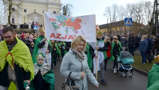 Ogromne zainteresowanie Orszakiem Trzech Króli w Żelechowie [wideo]