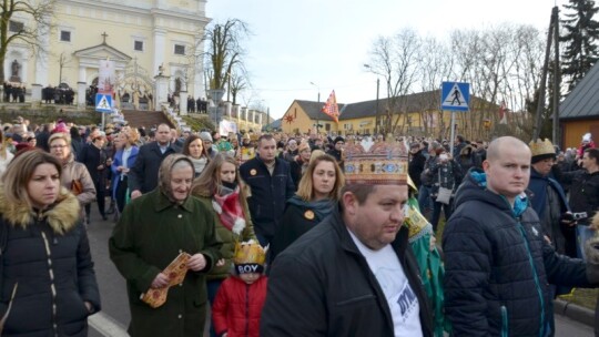 Ogromne zainteresowanie Orszakiem Trzech Króli w Żelechowie [wideo]