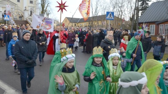 Ogromne zainteresowanie Orszakiem Trzech Króli w Żelechowie [wideo]