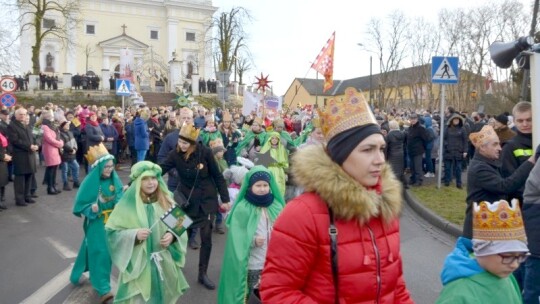 Ogromne zainteresowanie Orszakiem Trzech Króli w Żelechowie [wideo]