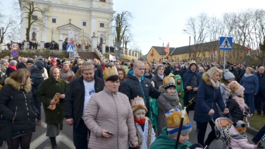 Ogromne zainteresowanie Orszakiem Trzech Króli w Żelechowie [wideo]