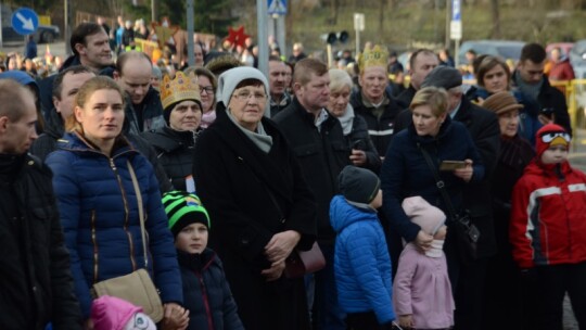 Ogromne zainteresowanie Orszakiem Trzech Króli w Żelechowie [wideo]