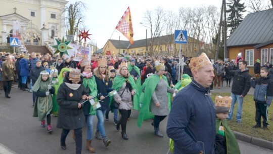 Ogromne zainteresowanie Orszakiem Trzech Króli w Żelechowie [wideo]