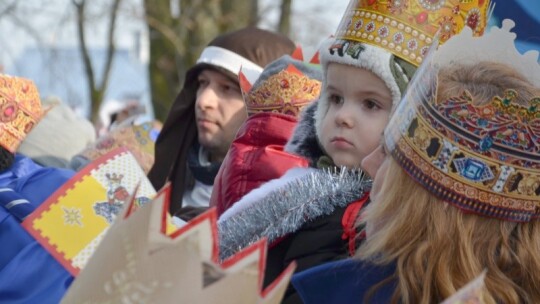 Ogromne zainteresowanie Orszakiem Trzech Króli w Żelechowie [wideo]