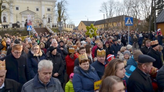 Ogromne zainteresowanie Orszakiem Trzech Króli w Żelechowie [wideo]