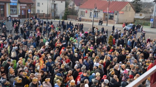 Ogromne zainteresowanie Orszakiem Trzech Króli w Żelechowie [wideo]