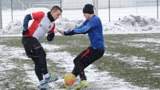 Remis i porażka Wilgi w pierwszych sparingach