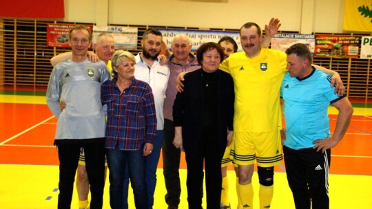 Radni z Górzna wygrywają turniej futsalu