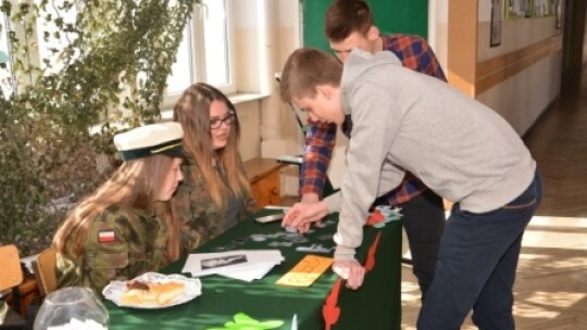 Miętne otwarte dla gimnazjalistów