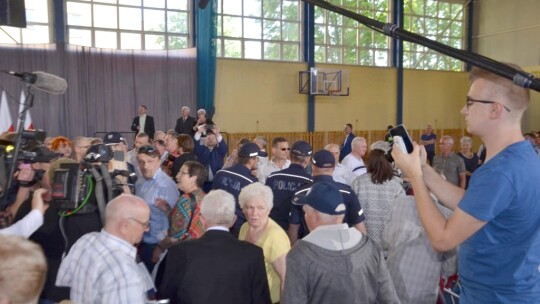 Spotkanie z premierem Morawieckim zakończone awanturą [wideo]