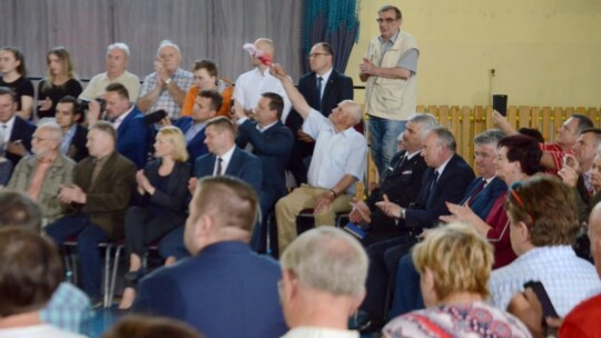 Spotkanie z premierem Morawieckim zakończone awanturą [wideo]