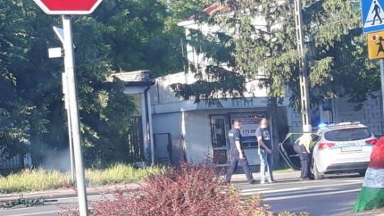 10-latek wjechał pod samochód