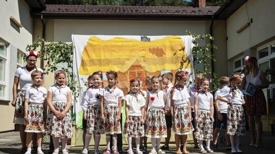 Kocham cię Polsko!!!, czyli piknik z okazji Dnia Rodziny w Publicznym Przedszkolu w ?Leśne Skrzaty? w Michałówce