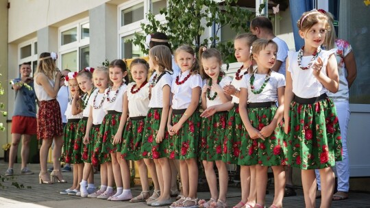 Kocham cię Polsko!!!, czyli piknik z okazji Dnia Rodziny w Publicznym Przedszkolu w ?Leśne Skrzaty? w Michałówce