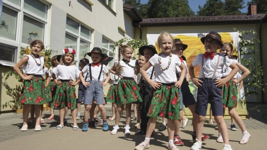 Kocham cię Polsko!!!, czyli piknik z okazji Dnia Rodziny w Publicznym Przedszkolu w ?Leśne Skrzaty? w Michałówce