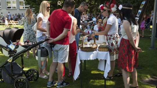 Kocham cię Polsko!!!, czyli piknik z okazji Dnia Rodziny w Publicznym Przedszkolu w ?Leśne Skrzaty? w Michałówce