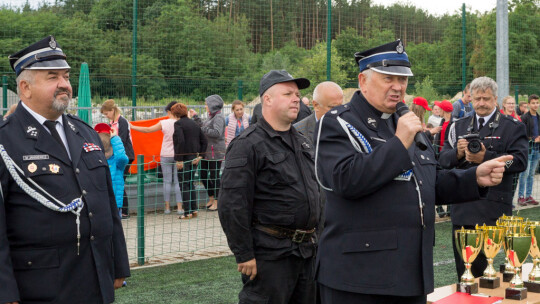 OSP Melanów wygrywa zawody strażackie