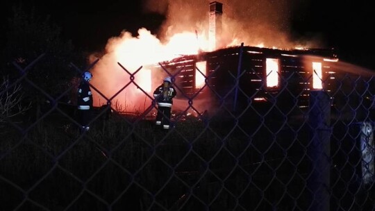 Pożar drewnianego budynku w Bączkach