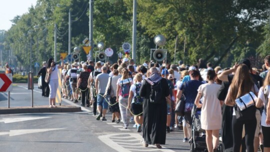 Pielgrzymi już na trasie! 38. PPP na Jasną Górę [wideo]