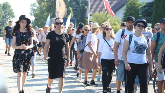 Pielgrzymi już na trasie! 38. PPP na Jasną Górę [wideo]