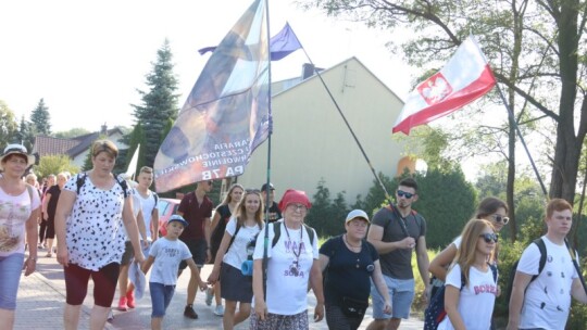 Pielgrzymi już na trasie! 38. PPP na Jasną Górę [wideo]