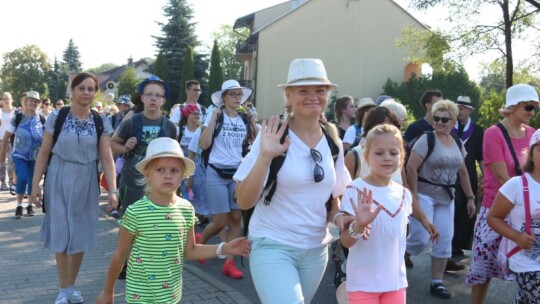 Pielgrzymi już na trasie! 38. PPP na Jasną Górę [wideo]