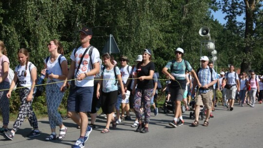 Pielgrzymi już na trasie! 38. PPP na Jasną Górę [wideo]