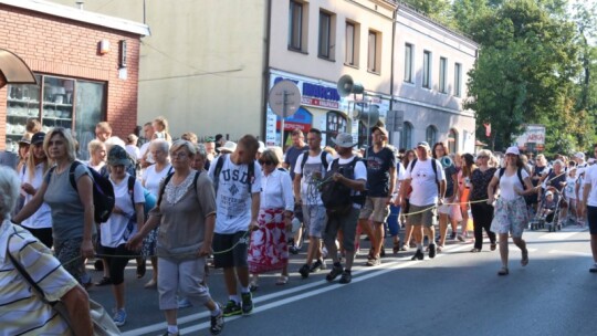 Pielgrzymi już na trasie! 38. PPP na Jasną Górę [wideo]