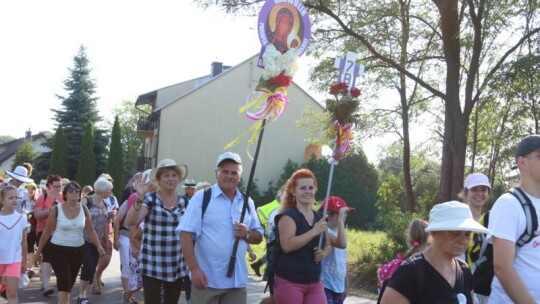 Pielgrzymi już na trasie! 38. PPP na Jasną Górę [wideo]