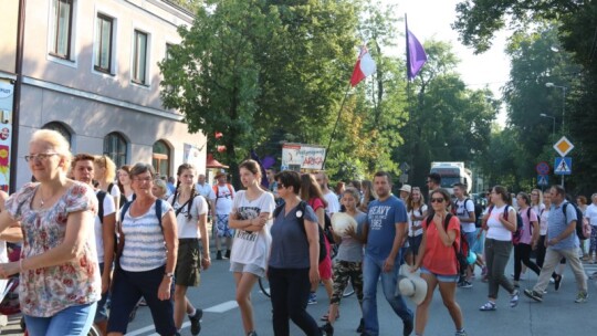 Pielgrzymi już na trasie! 38. PPP na Jasną Górę [wideo]