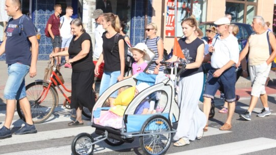 Pielgrzymi już na trasie! 38. PPP na Jasną Górę [wideo]