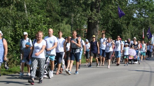 Pielgrzymi już na trasie! 38. PPP na Jasną Górę [wideo]