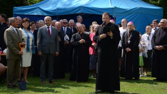 Garwolińska parafia ma 600 lat, a miasto patronkę [wideo]