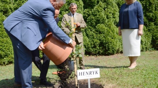 Garwolińska parafia ma 600 lat, a miasto patronkę [wideo]