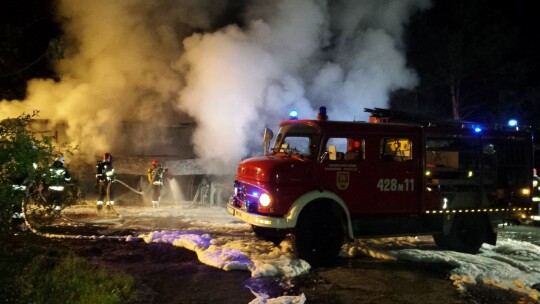 Autobus spłonął doszczętnie na DW nr 801