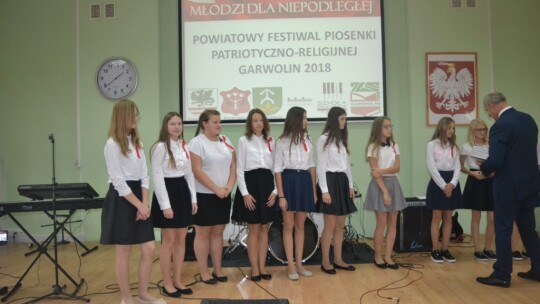 Muzyką i śpiewem uczcili 100-lecie niepodległości 