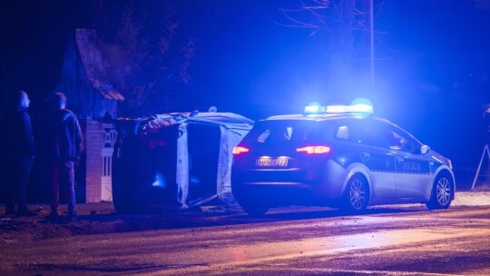 Dachowanie seicento bez przeglądu. 21-latek bez prawka