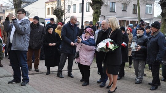 Nowa tablica upamiętniająca 4 wychowawców