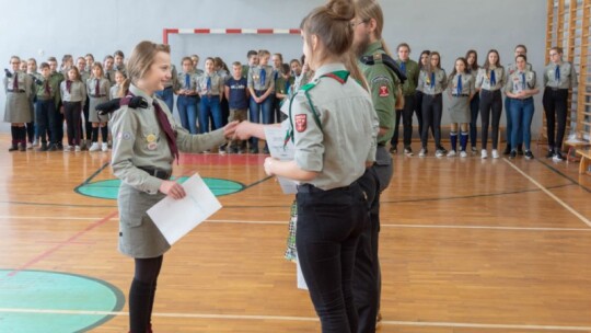 Braterski krąg w pogodnym Parysowie