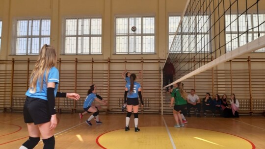 Siatkarki z Długiej mistrzyniami powiatu