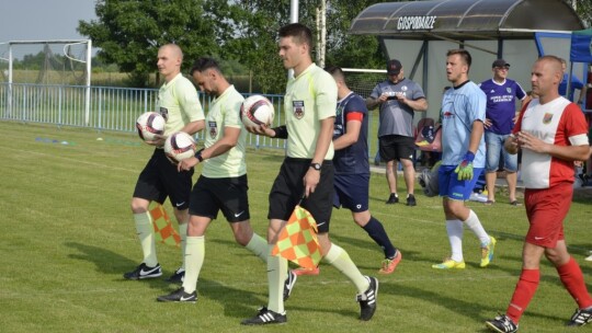 Wilga wygrywa derby i zostaje w IV lidze!