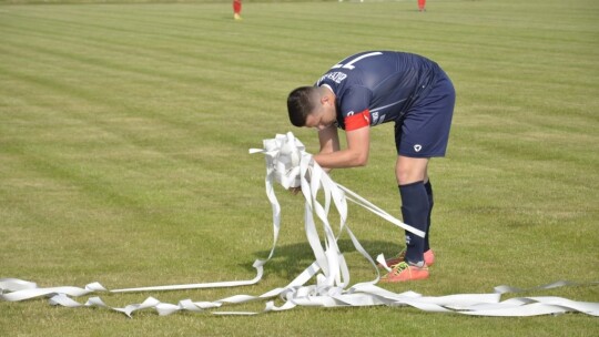 Wilga wygrywa derby i zostaje w IV lidze!