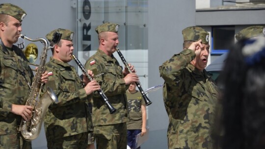 Pod starostwem jak na poligonie