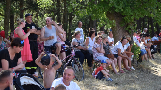 OSP Melanów wygrywa zawody strażackie