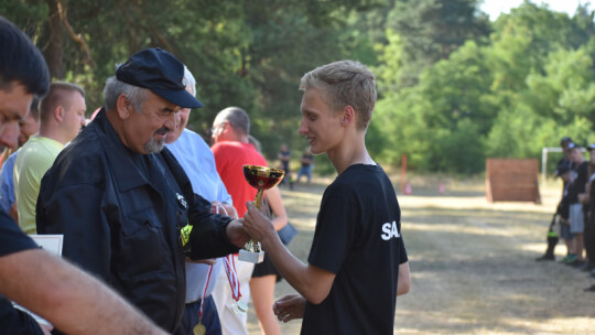 OSP Melanów wygrywa zawody strażackie